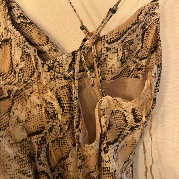 Astr The Label Python Print Dress - Picture 3 of 7